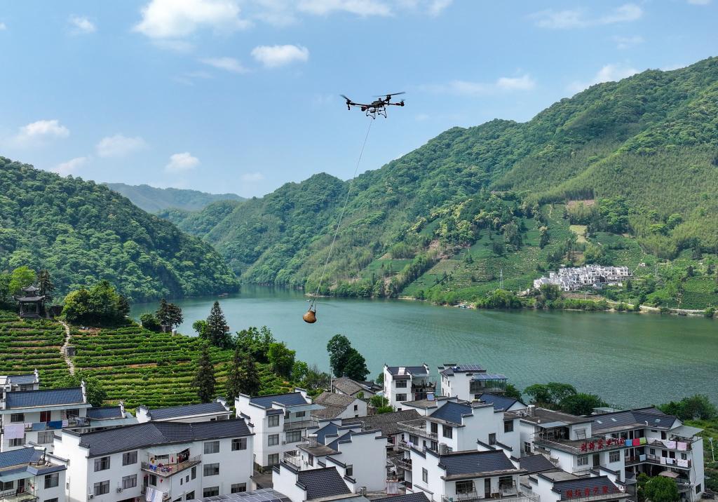 从城市到乡村 中国低空物流加速飞向更广空间(图1) 从城市到乡村 中国低空物流加速飞向更广空间(图1)