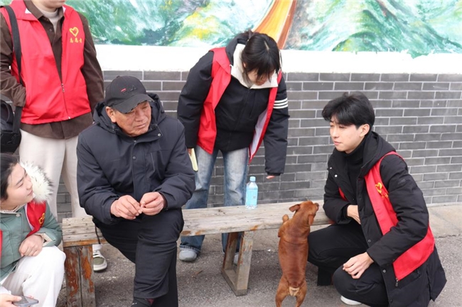 江苏师范大学历史文化与旅游学院“生态蝶变”实践团马庄之行：探寻绿色记忆，描绘绿水青山(图4)