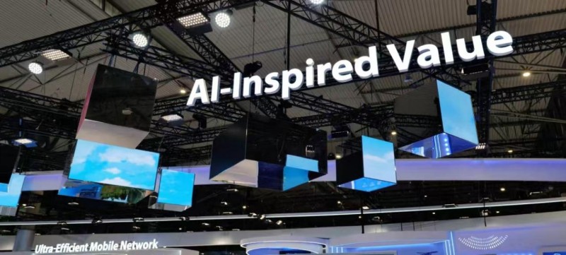 AI全开，智领未来！中兴通讯在MWC 2025秀出“智能加速度”(图2)