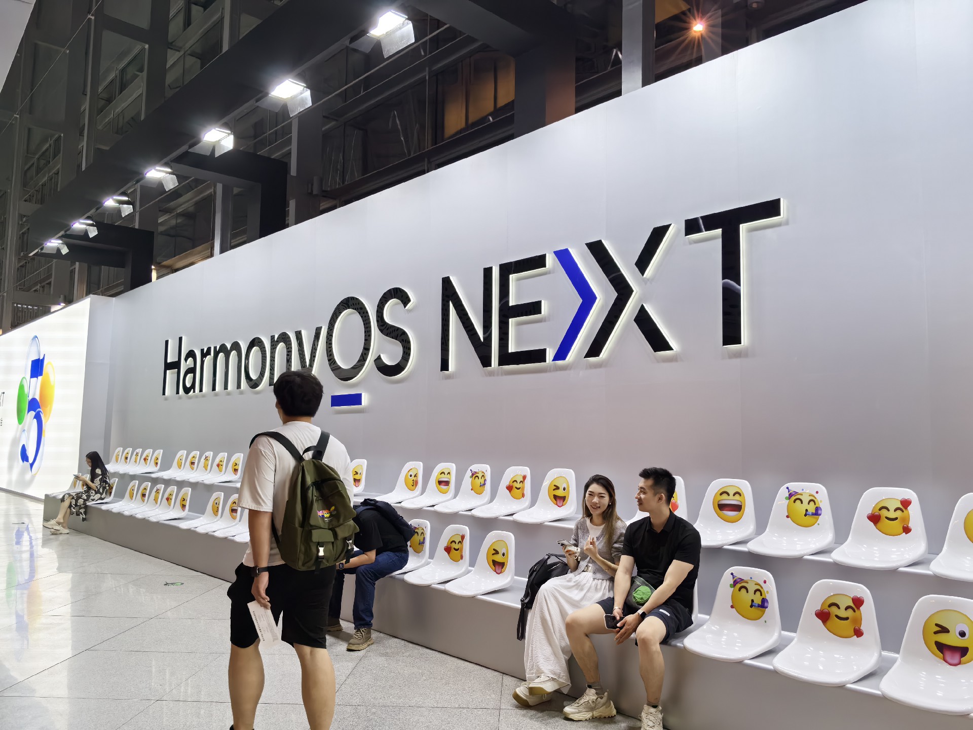 纯血鸿蒙原生安全 开启隐私保护新范式(图1) 纯血鸿蒙原生安全 开启隐私保护新范式(图1)