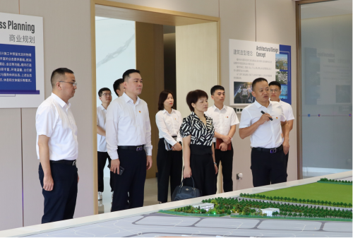 中建四局福州长乐国际机场二期扩建项目争创“超英廉洁文化示范点”启动仪式(图6) 中建四局福州长乐国际机场二期扩建项目争创“超英廉洁文化示范点”启动仪式(图6)