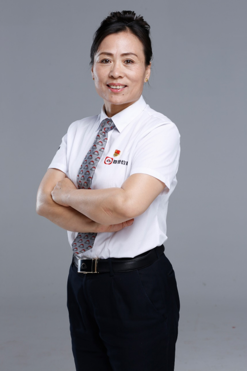 是北京市劳模也是全国首届敬老志愿者 这位首汽约车司机是如何做到的?(图1) 是北京市劳模也是全国首届敬老志愿者 这位首汽约车司机是如何做到的?(图1)