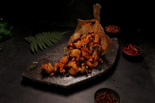 川味融合菜餐厅“椿庐”亮相北京,打造味觉与视觉的双重盛宴(图5) 川味融合菜餐厅“椿庐”亮相北京,打造味觉与视觉的双重盛宴(图5)