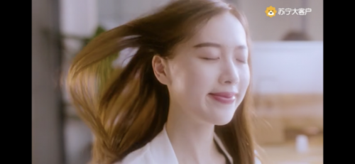 中秋福利要来了，员工一改往常不再吐槽，真相让人感动(图1)