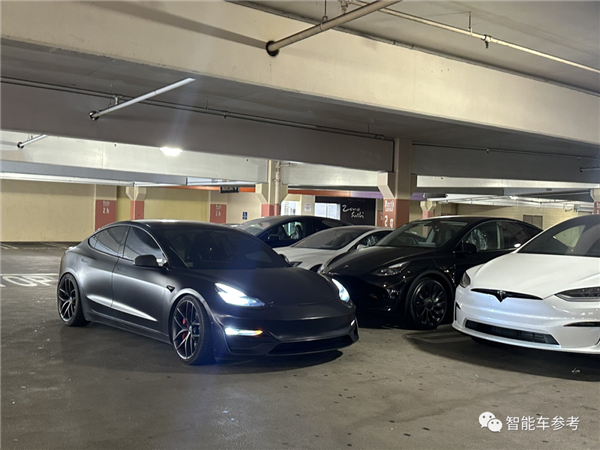 想买特斯拉Model 3的朋友：能等一等就等一等！(图2)