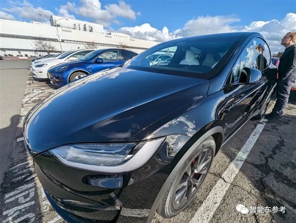 想买特斯拉Model 3的朋友：能等一等就等一等！(图18)